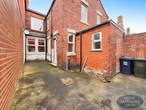 Photo 11- click for photo gallery